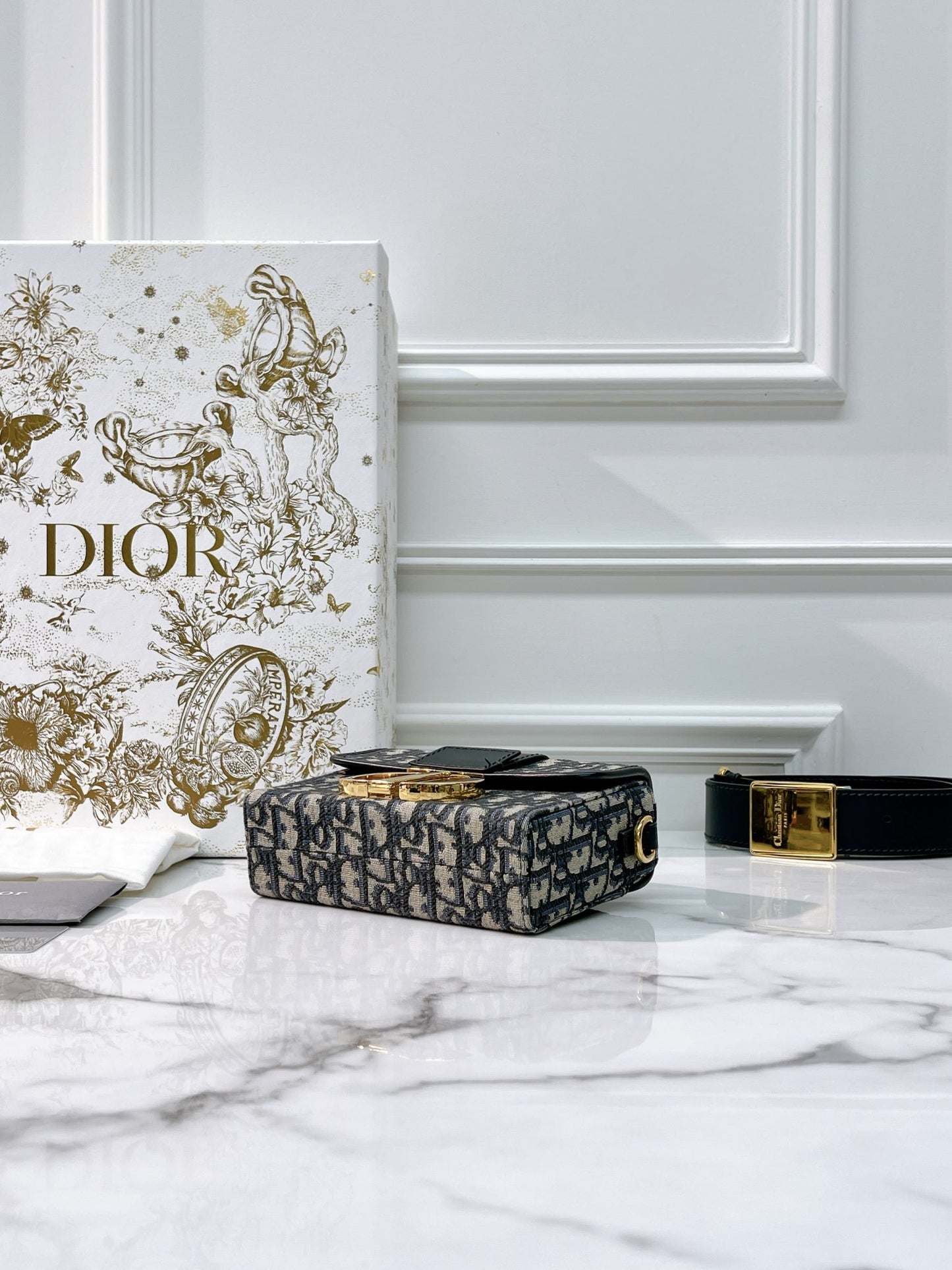DIOR MONTAIGNE 30 BOX