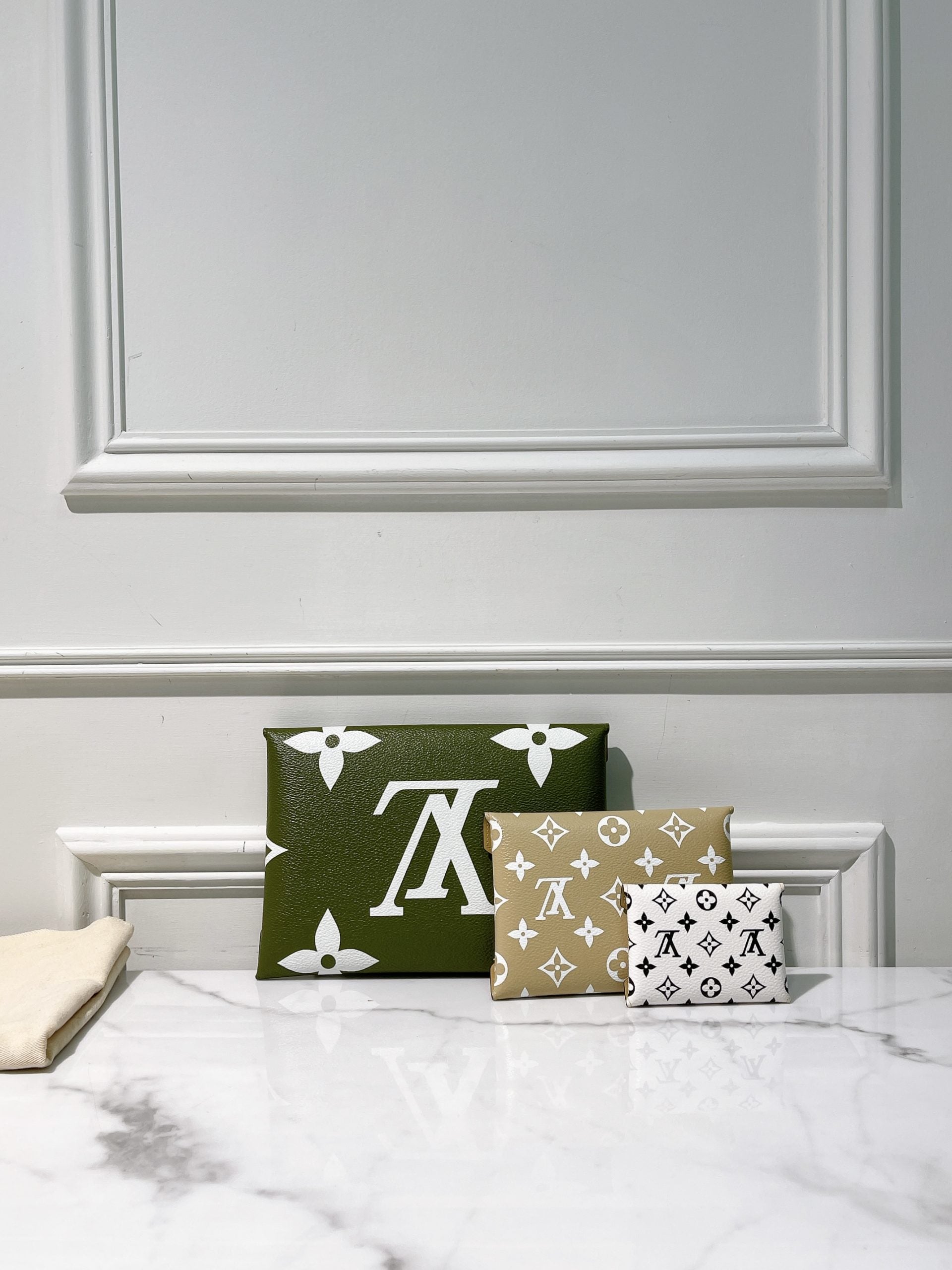 LV KIRIGAMI POCHETTE, Monogram