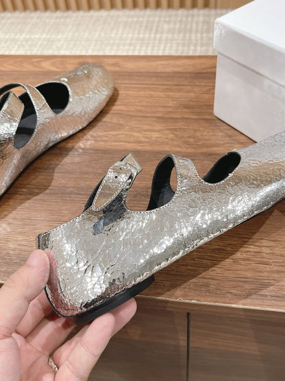 Maison Margiela Tabi Split-Toe Flats, Silver 2