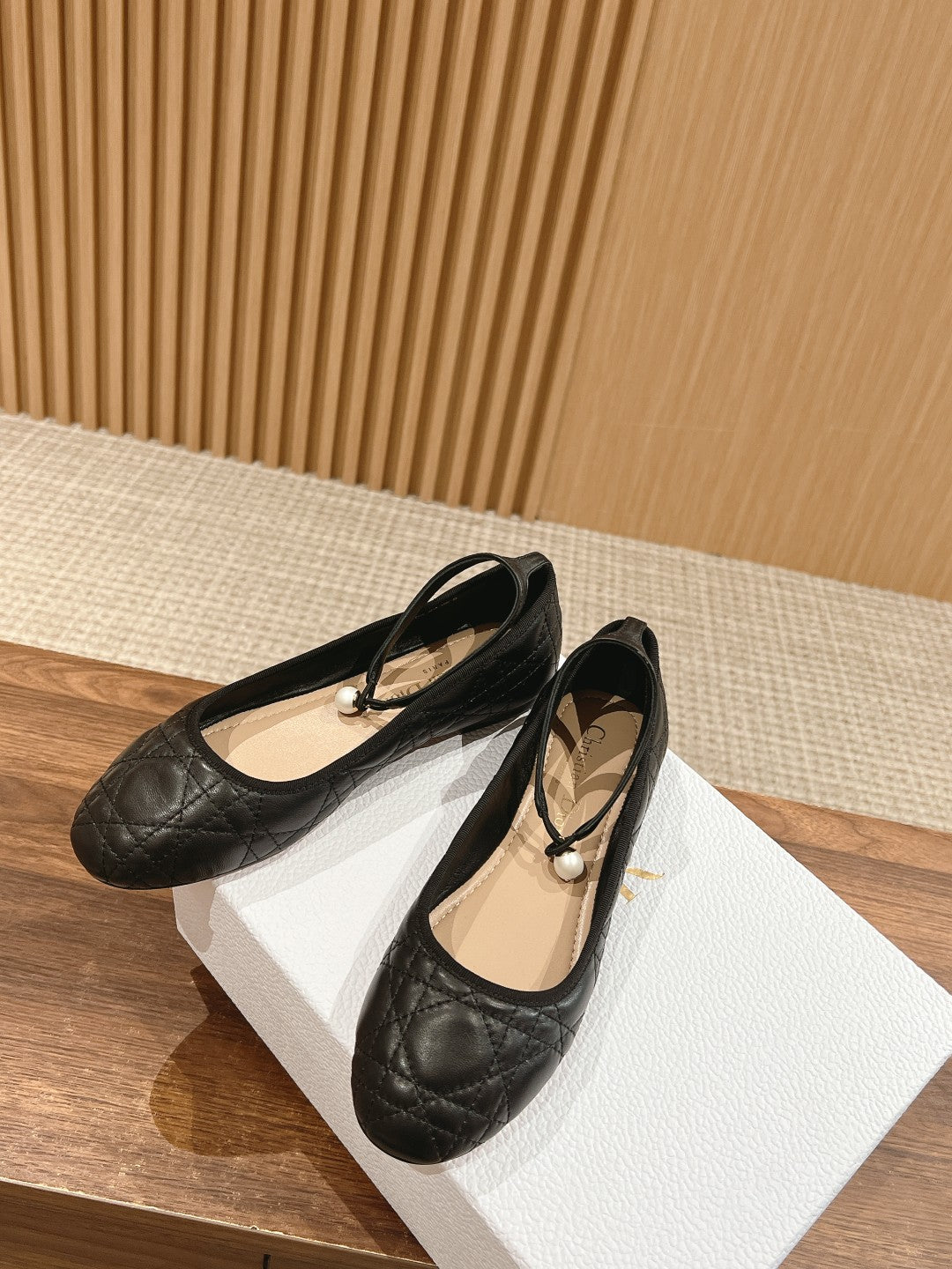 Dior Bow & Pearl Flat, Black