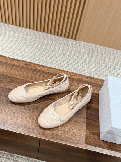 Dior Pearl Flats lambskin, Black