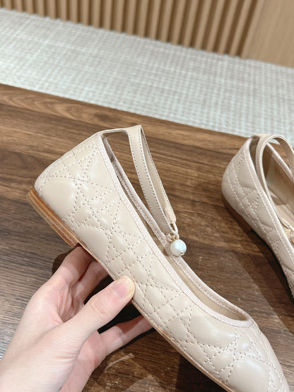 Dior Pearl Flats lambskin, Black