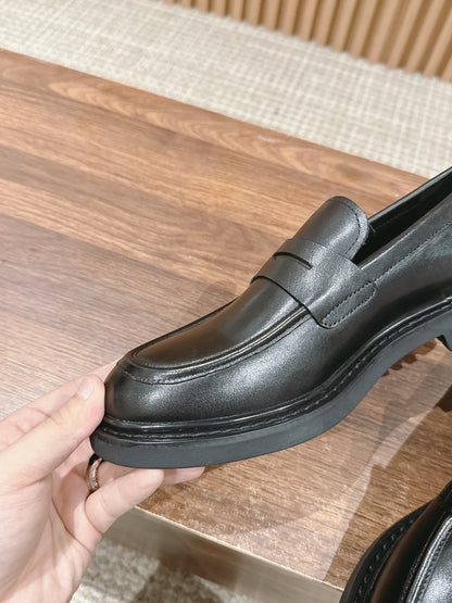 Dior Explorer Men Derby Shoes, Black