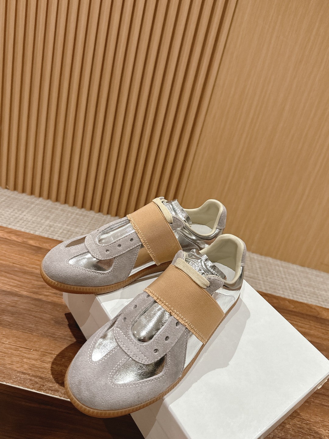 Maison Margiela Replica Sneaker, Gold