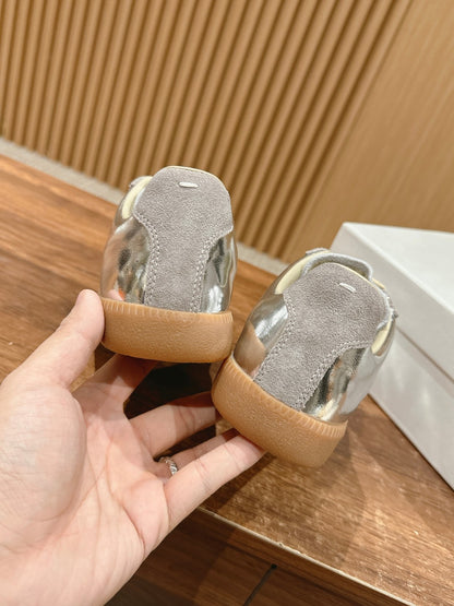 Maison Margiela Replica Sneaker, Gold