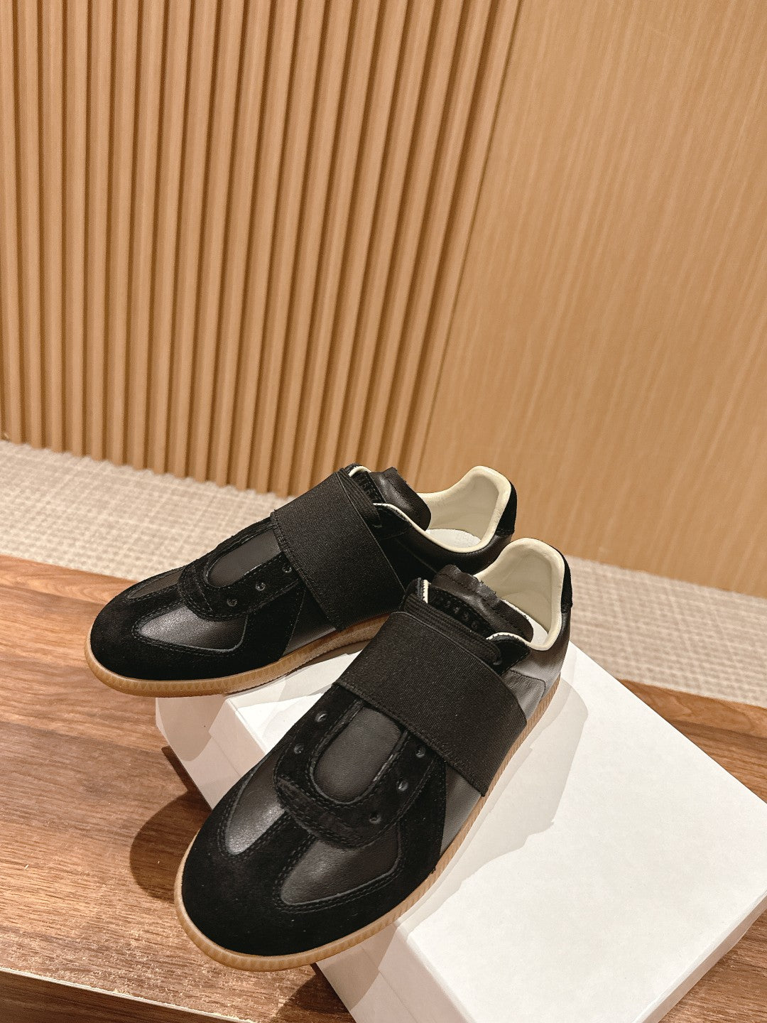Maison Margiela Replica Sneaker, Black