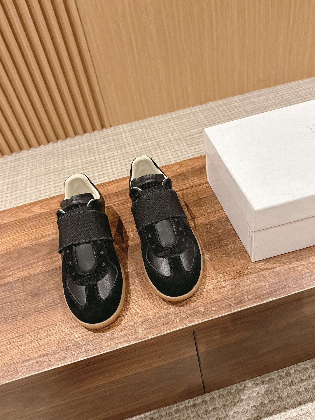 Maison Margiela Replica Sneaker, Black