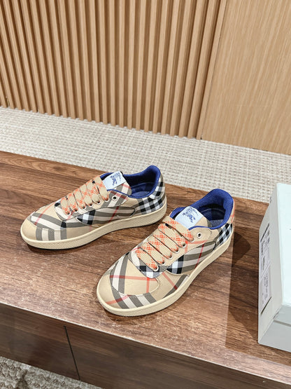 Burberry New Check-Print “Knight” Unisex Casual Sneakers