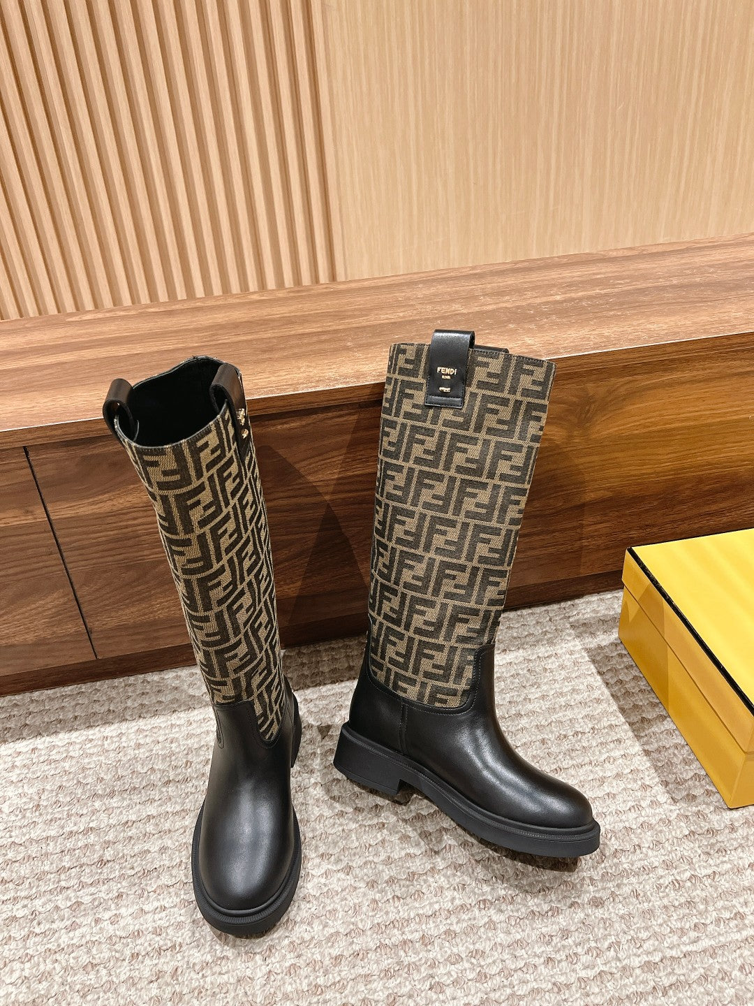 Fendi Fall/Winter Knee-High Boots“FF” Zucca Boots, Brown