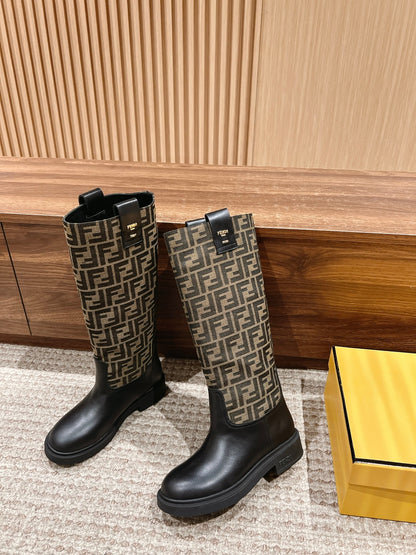 Fendi Fall/Winter Knee-High Boots“FF” Zucca Boots, Brown