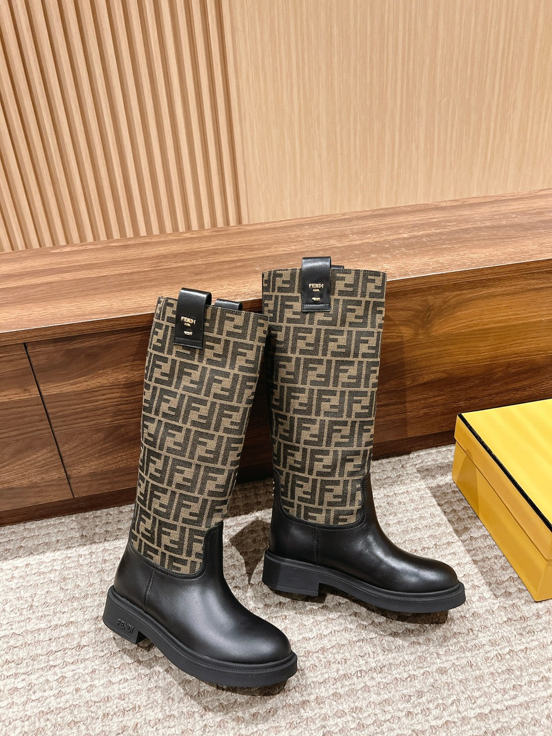 Fendi Fall/Winter Knee-High Boots“FF” Zucca Boots, Brown