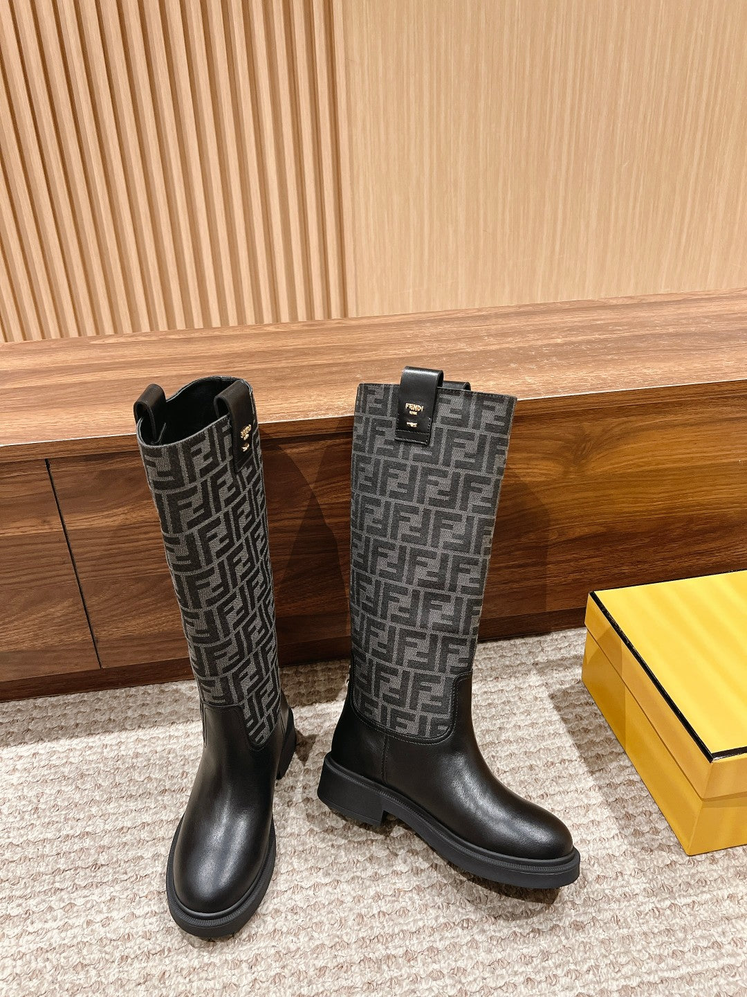 Fendi Fall/Winter Knee-High Boots“FF” Zucca Boots, Grey