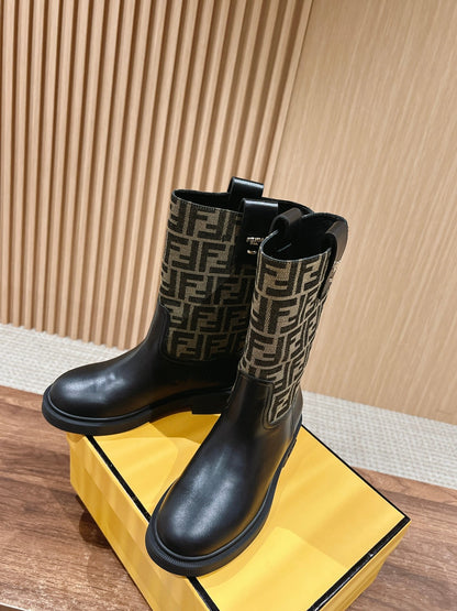 Fendi Fall/Winter New Low-Cut Boots, Green