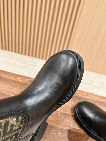 Fendi Fall/Winter New Low-Cut Boots, Green