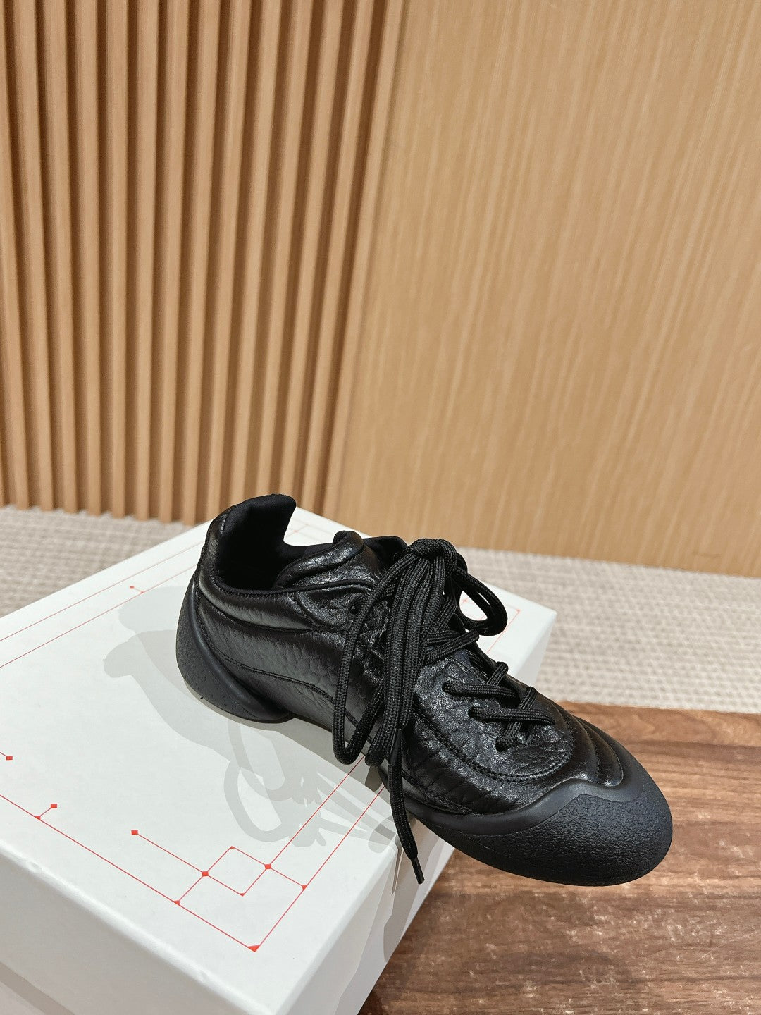 Alexander McQueen Flexion Sneakers, Black