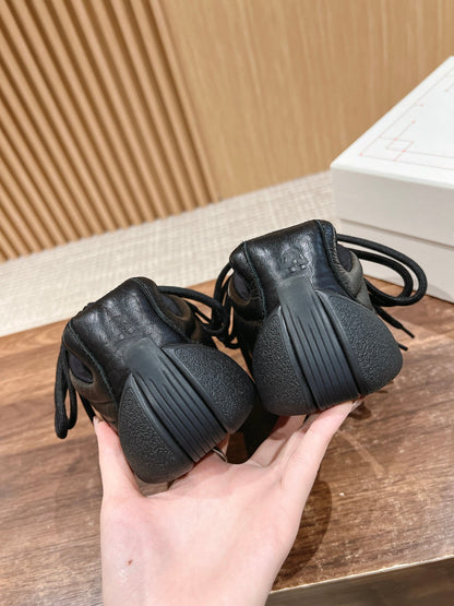 Alexander McQueen Flexion Sneakers, Black