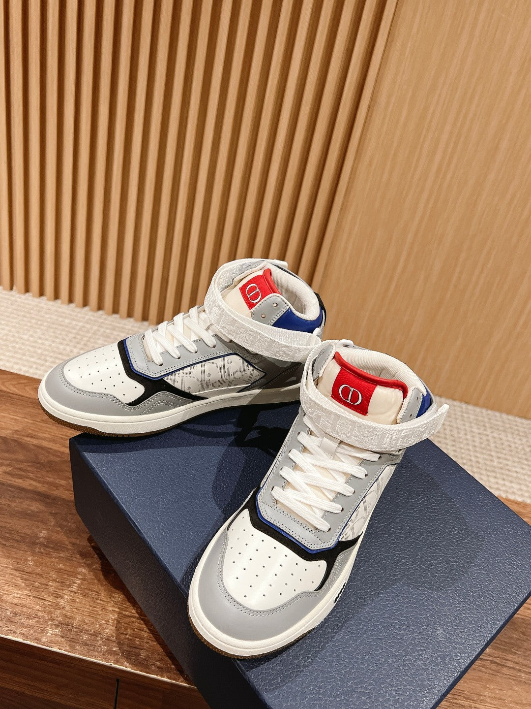 Dior B27# Jacquard Embroidery Craft Series, High-Top 03