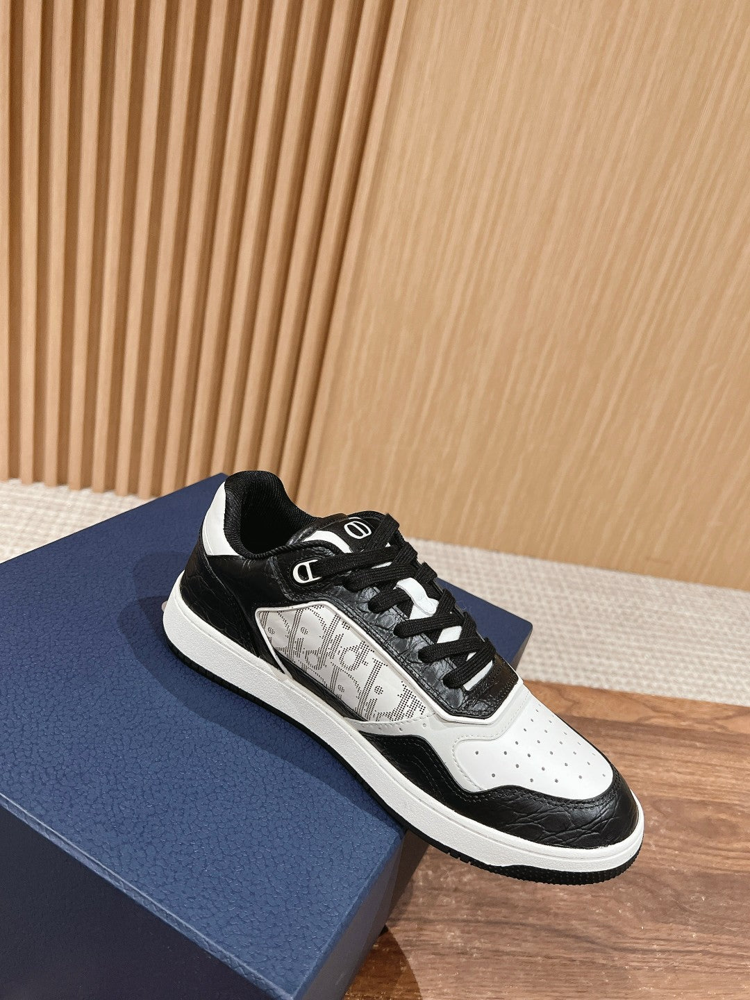 Dior B27# Jacquard Embroidery Craft Series, Low-Top Sneakers Series 17