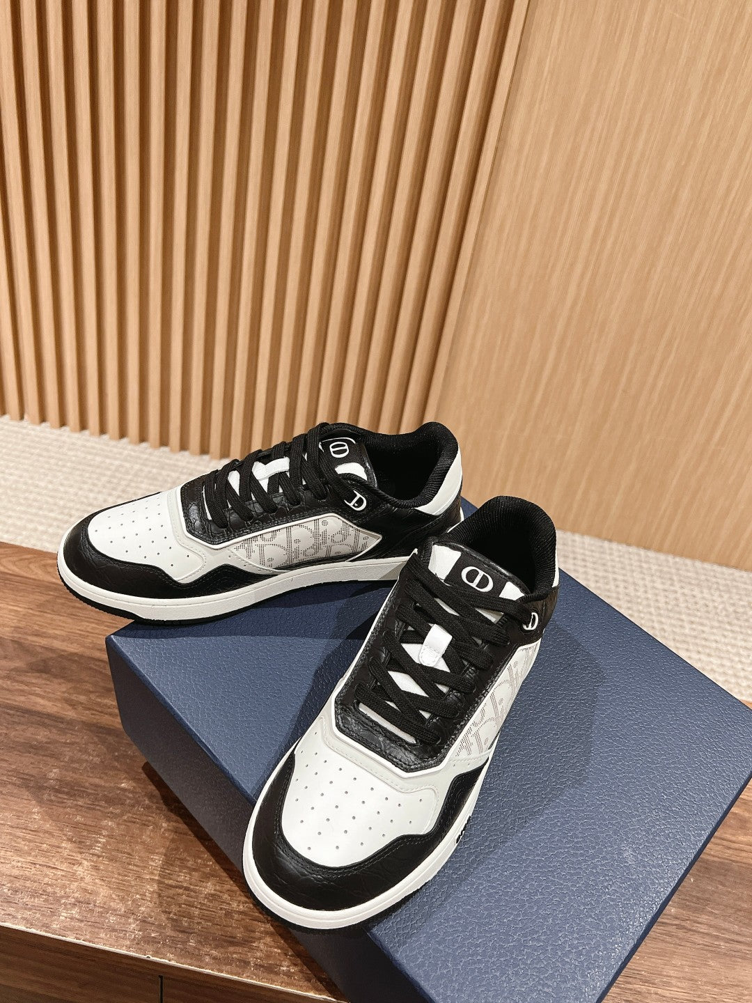 Dior B27# Jacquard Embroidery Craft Series, Low-Top Sneakers Series 17