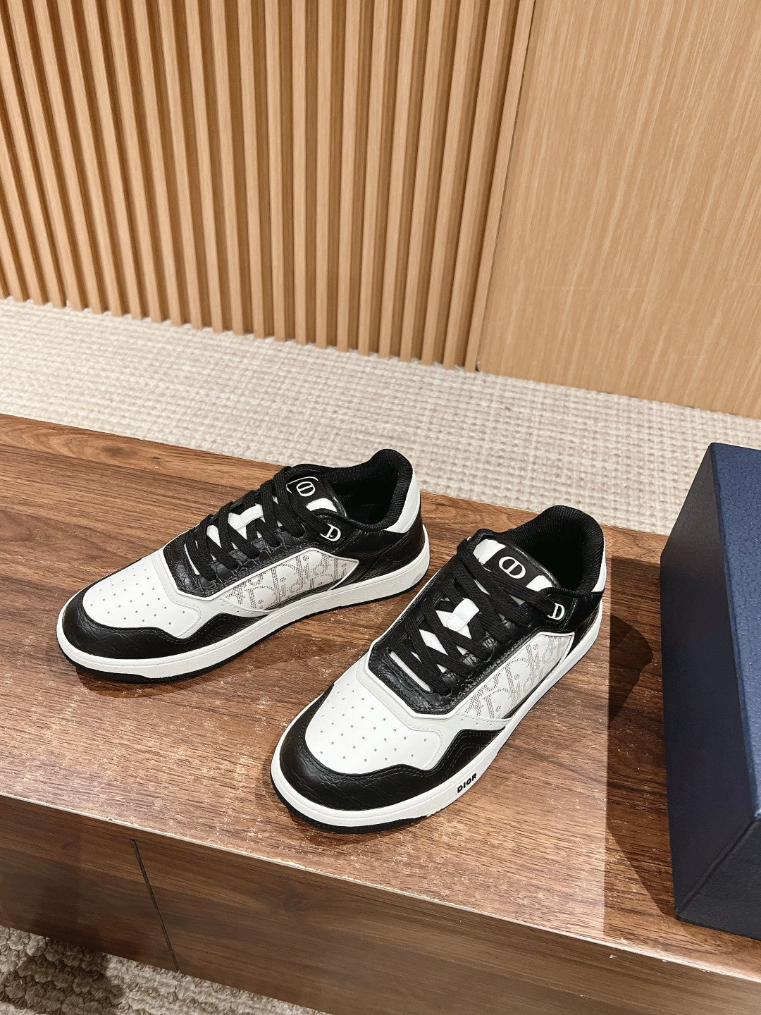 Dior B27# Jacquard Embroidery Craft Series, Low-Top Sneakers Series 17