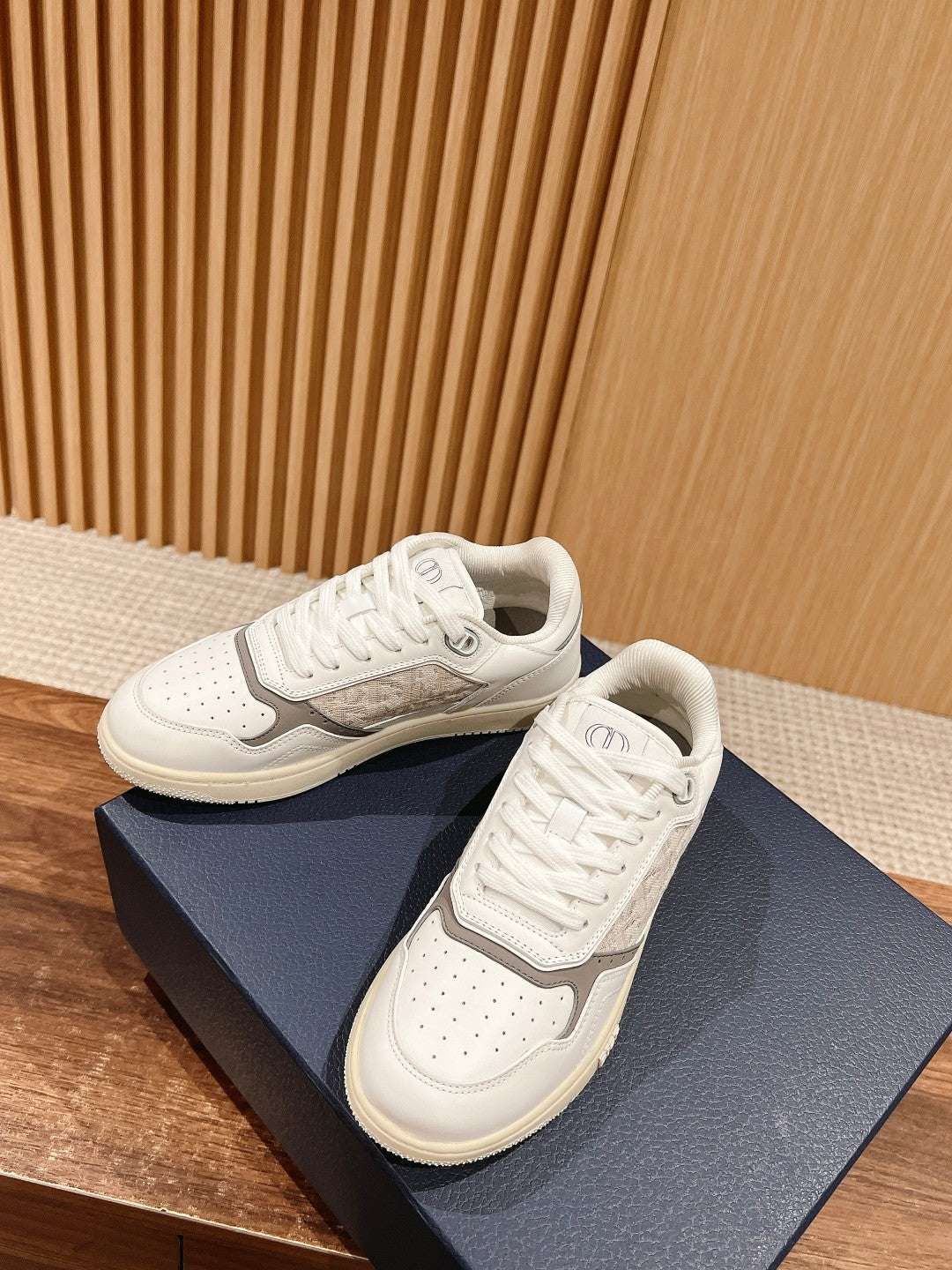 Dior B27# Jacquard Embroidery Craft Series, Low-Top Sneakers Series 08