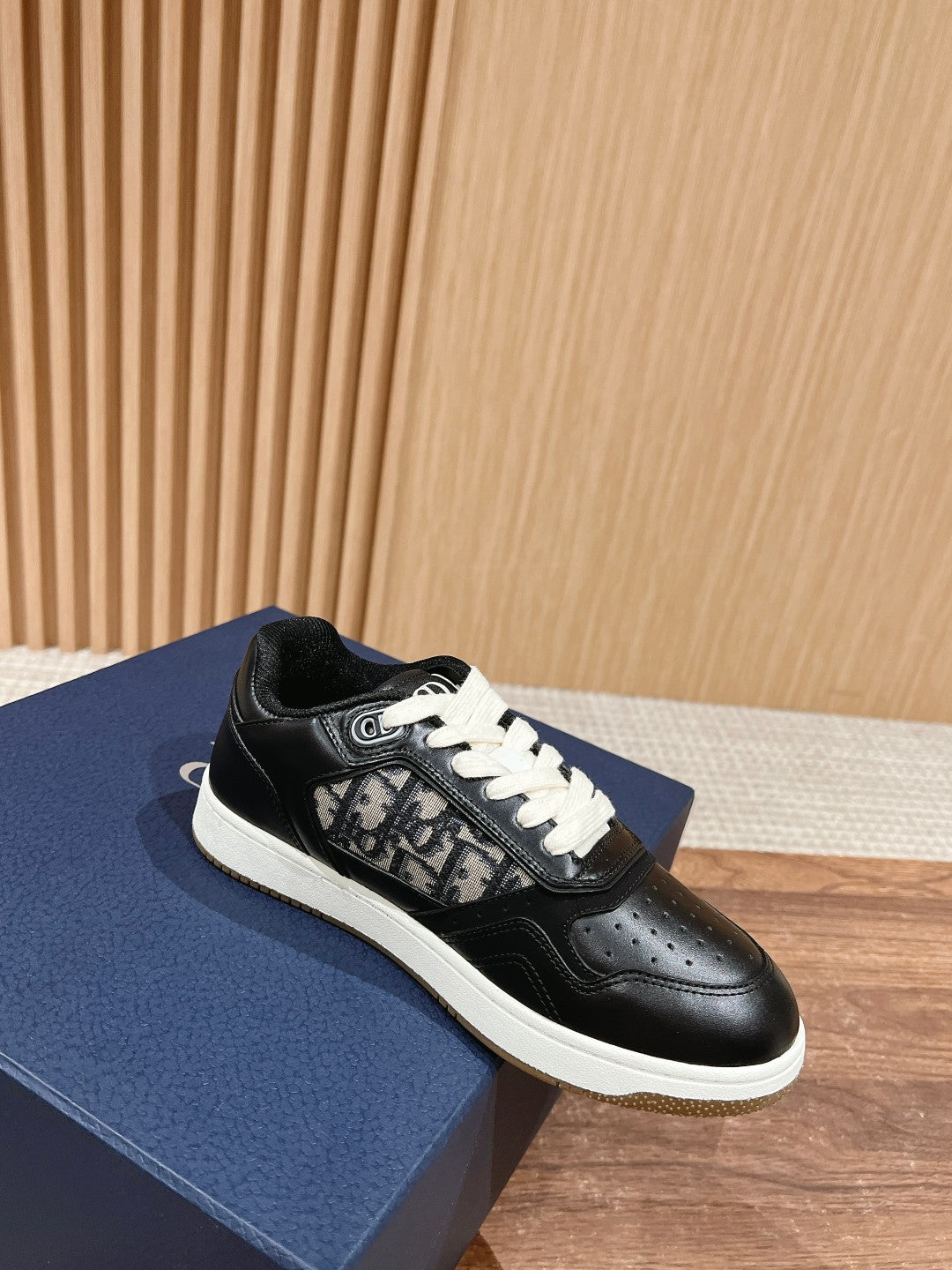 Dior B27# Jacquard Embroidery Craft Series, Low-Top Sneakers Series 07