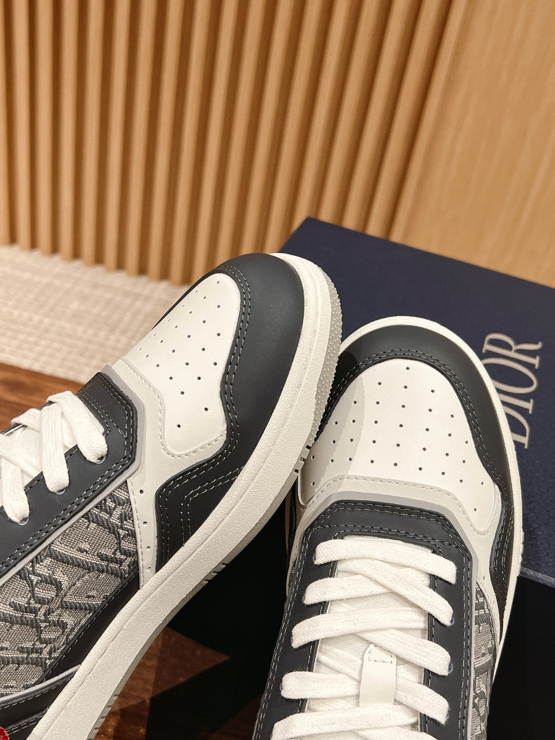 Dior B27# Jacquard Embroidery Craft Series, Low-Top Sneakers Series 06