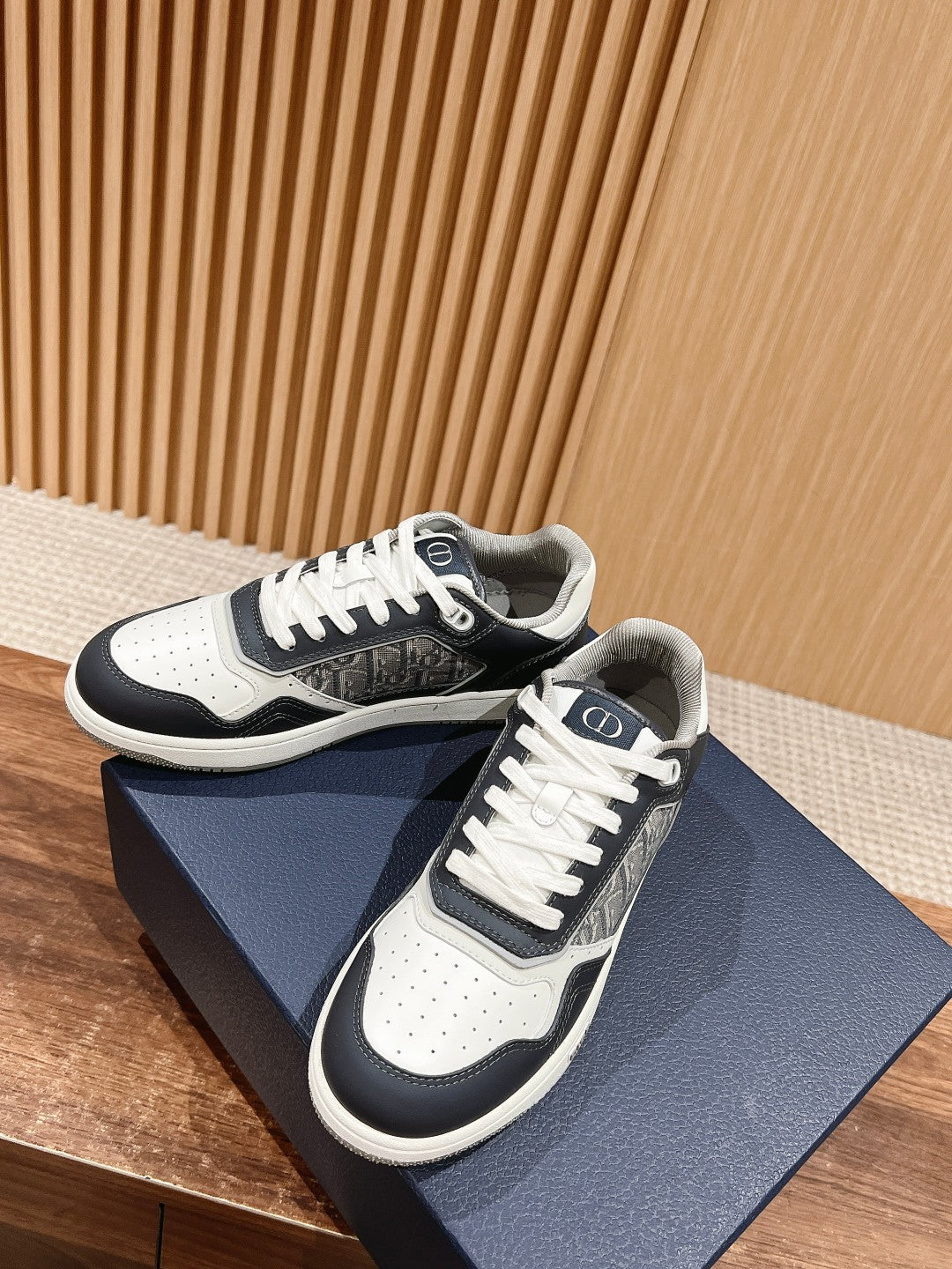 Dior B27# Jacquard Embroidery Craft Series, Low-Top Sneakers Series 06