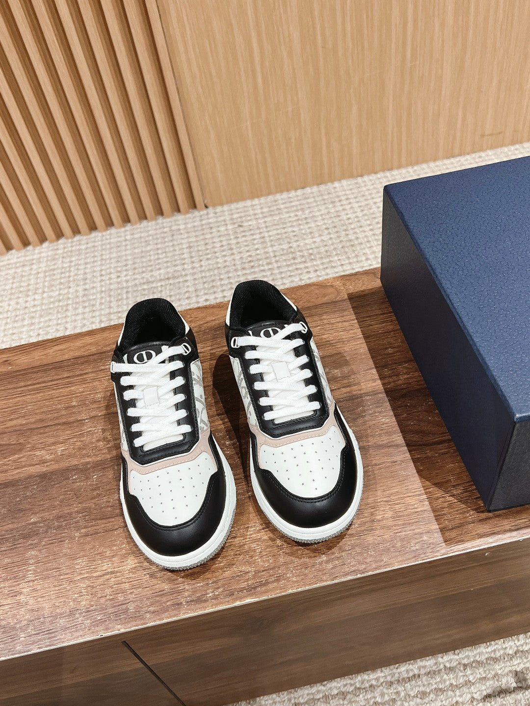 Dior B27# Jacquard Embroidery Craft Series, Low-Top Sneakers Series 18