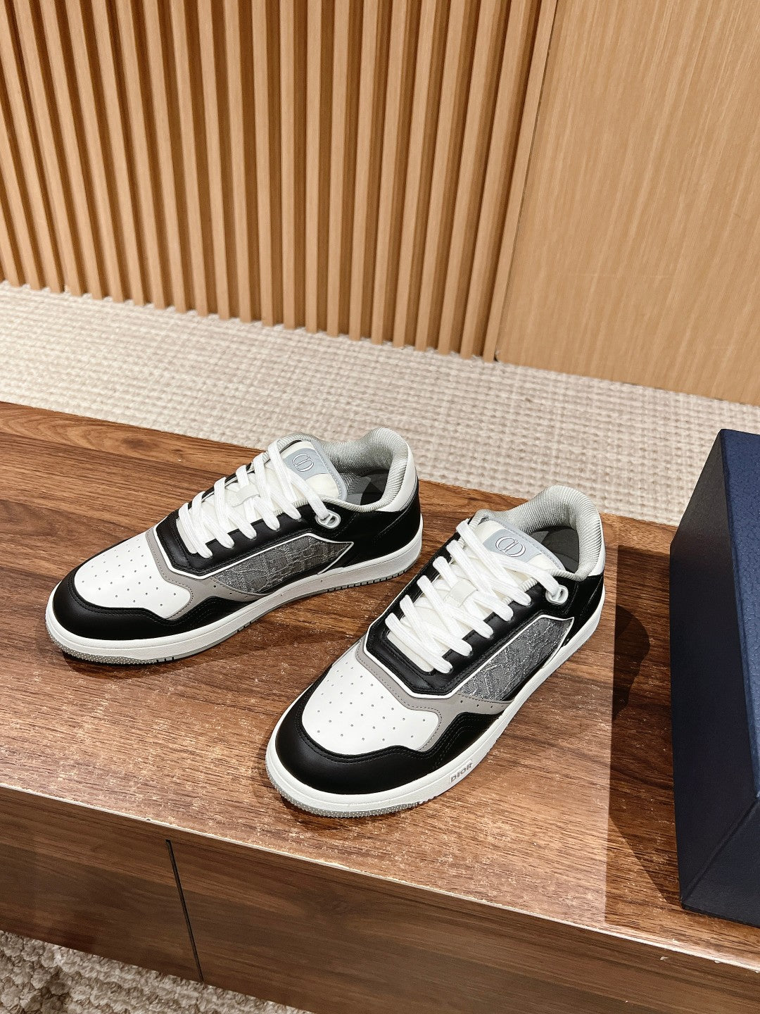 Dior B27# Jacquard Embroidery Craft Series, Low-Top Sneakers Series 05