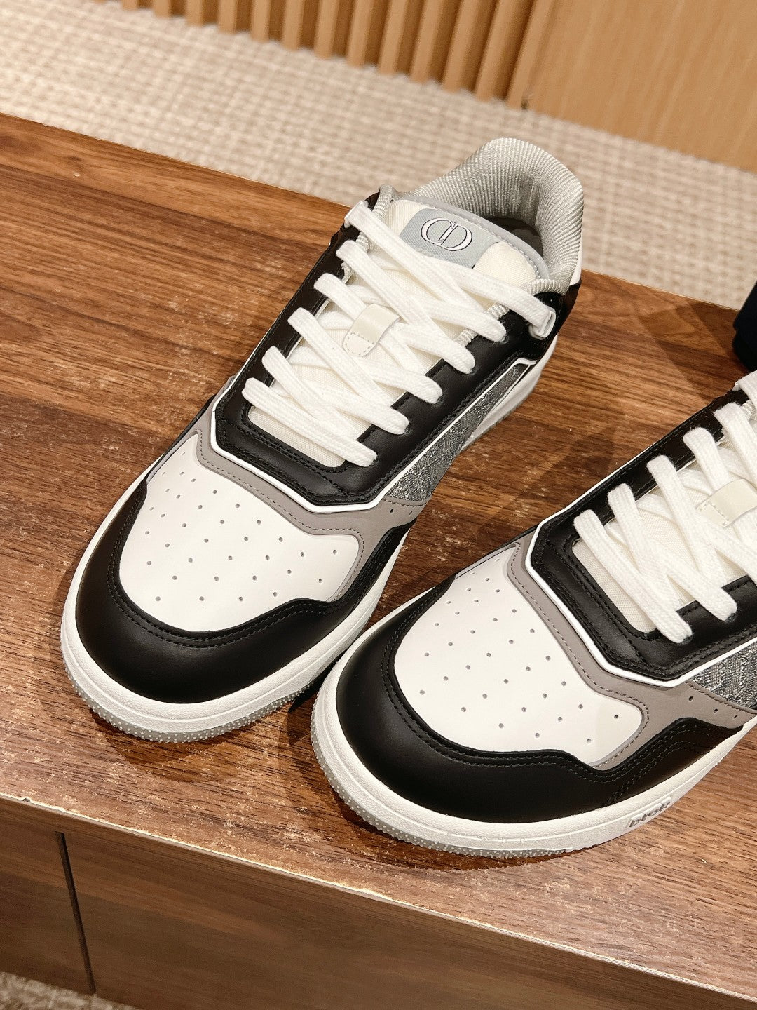 Dior B27# Jacquard Embroidery Craft Series, Low-Top Sneakers Series 05