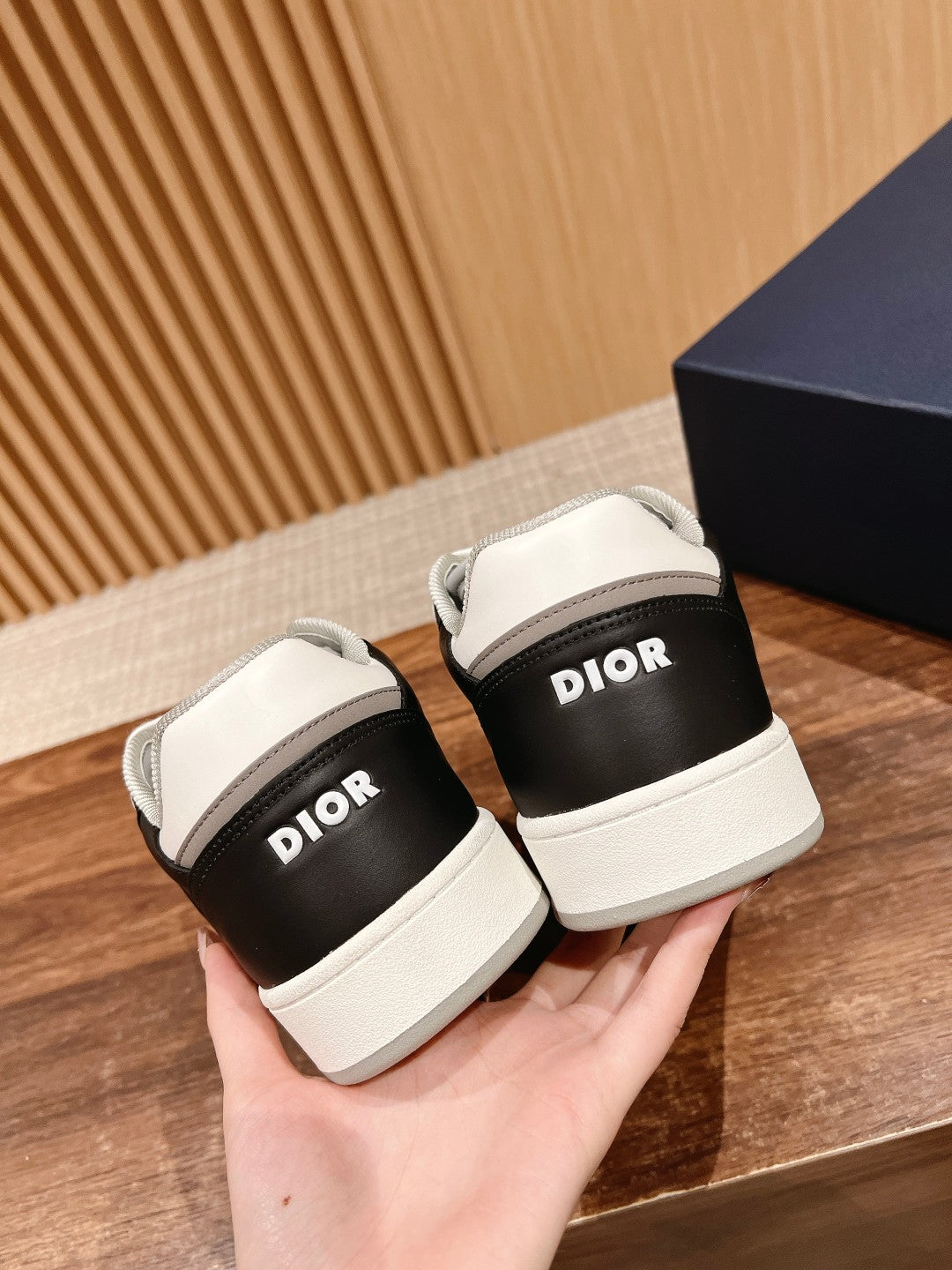 Dior B27# Jacquard Embroidery Craft Series, Low-Top Sneakers Series 05