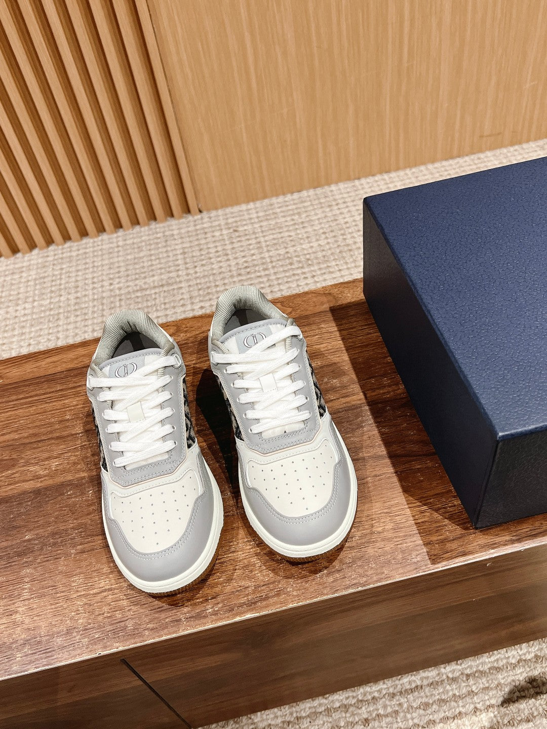 Dior B27# Jacquard Embroidery Craft Series, Low-Top Sneakers Series 04