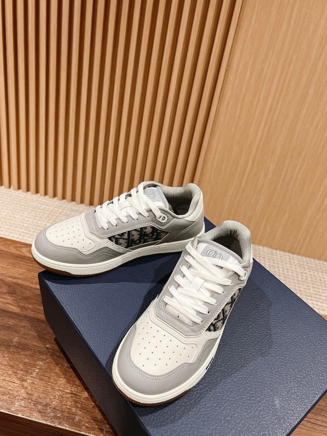 Dior B27# Jacquard Embroidery Craft Series, Low-Top Sneakers Series 04