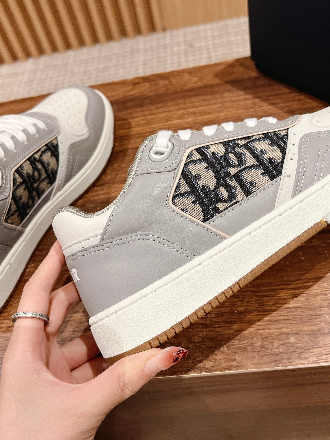 Dior B27# Jacquard Embroidery Craft Series, Low-Top Sneakers Series 04