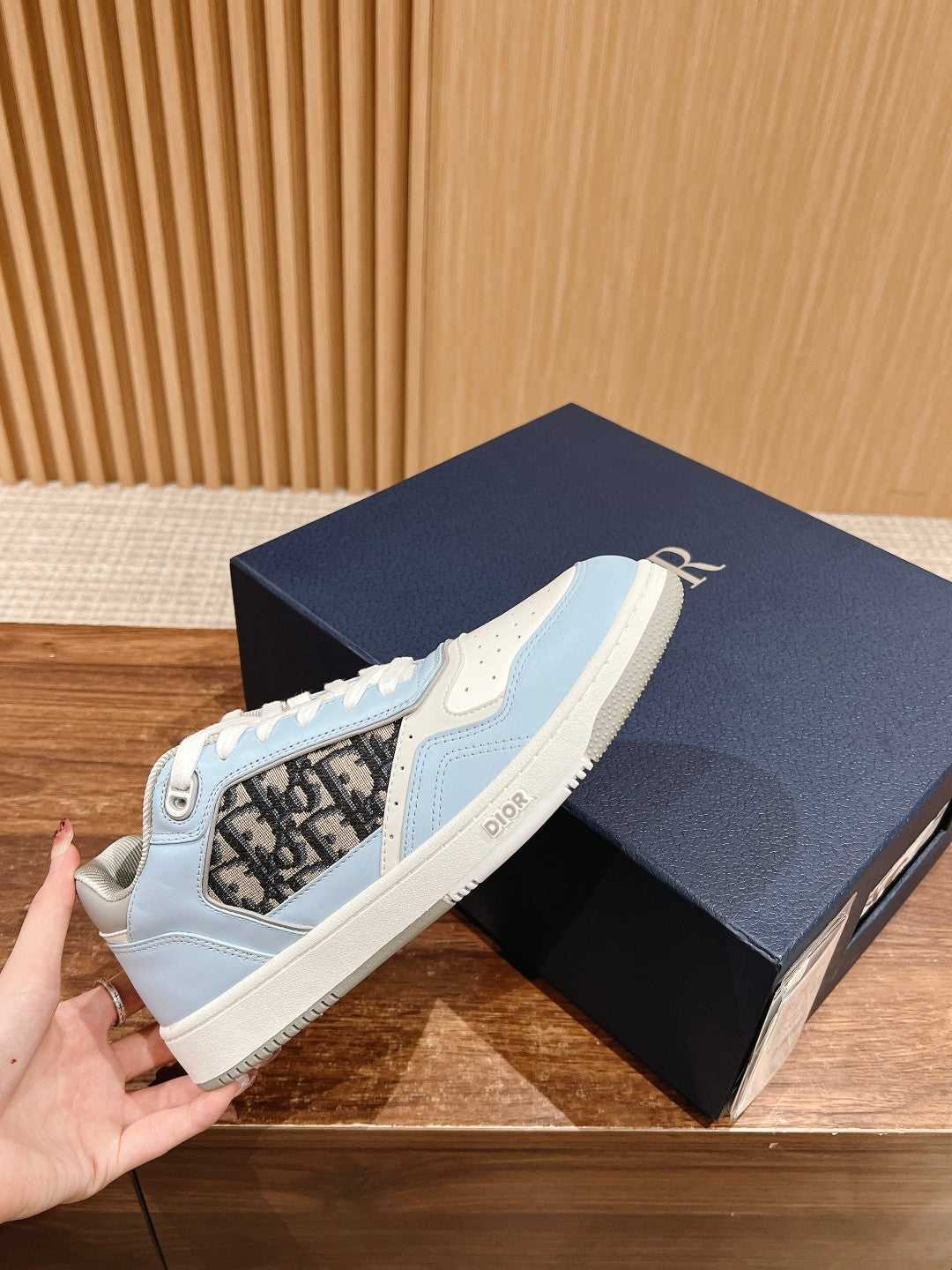 Dior B27# Jacquard Embroidery Craft Series, Low-Top Sneakers Series 03