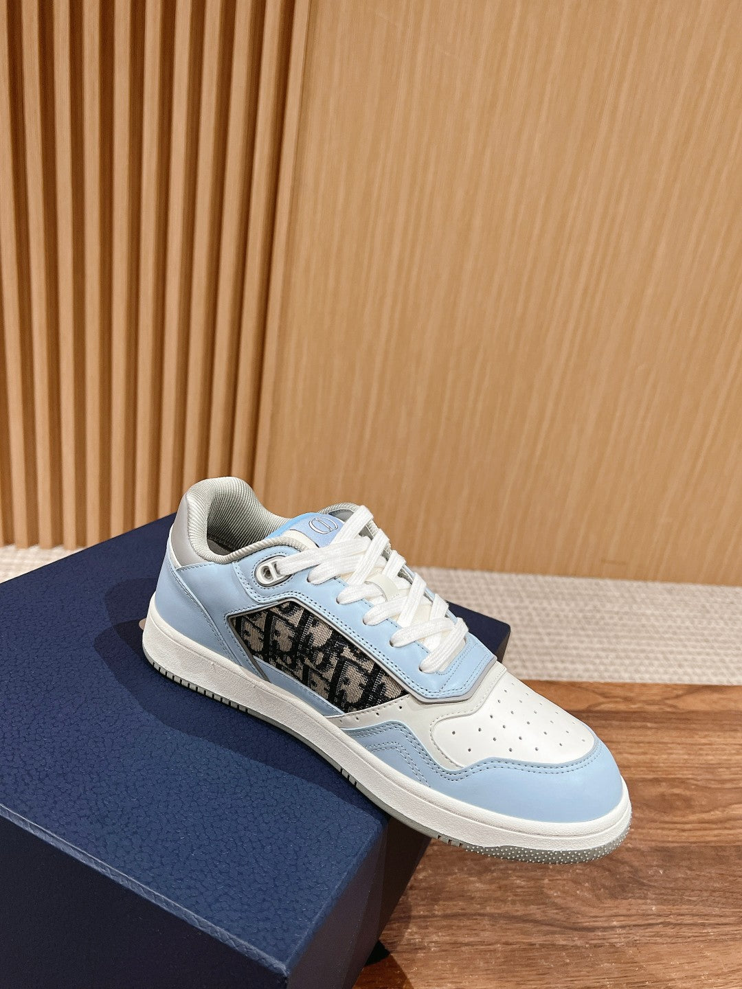 Dior B27# Jacquard Embroidery Craft Series, Low-Top Sneakers Series 03