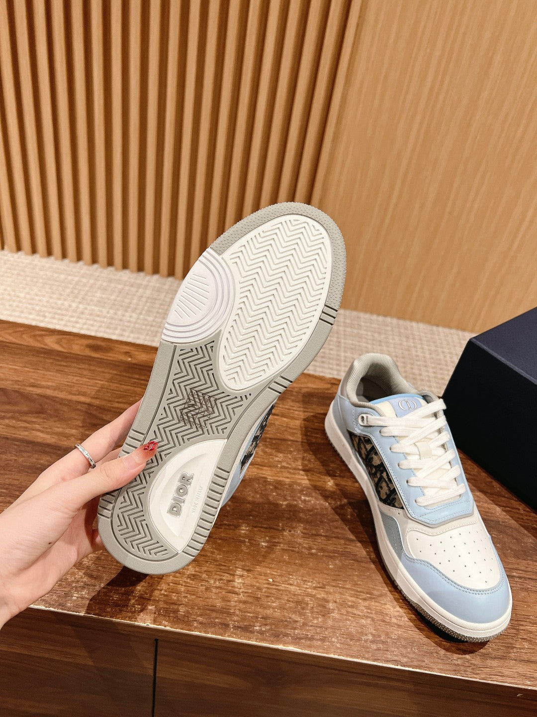 Dior B27# Jacquard Embroidery Craft Series, Low-Top Sneakers Series 03