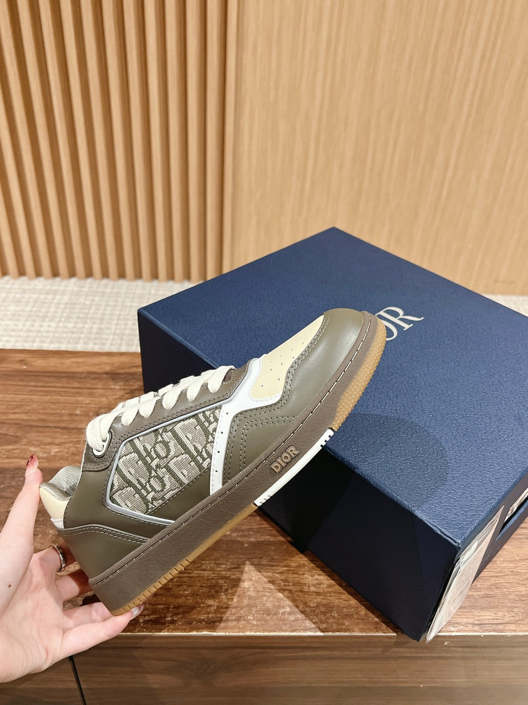 Dior B27# Jacquard Embroidery Craft Series, Low-Top Sneakers Series 02