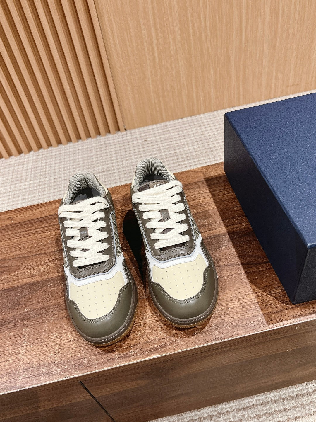 Dior B27# Jacquard Embroidery Craft Series, Low-Top Sneakers Series 02