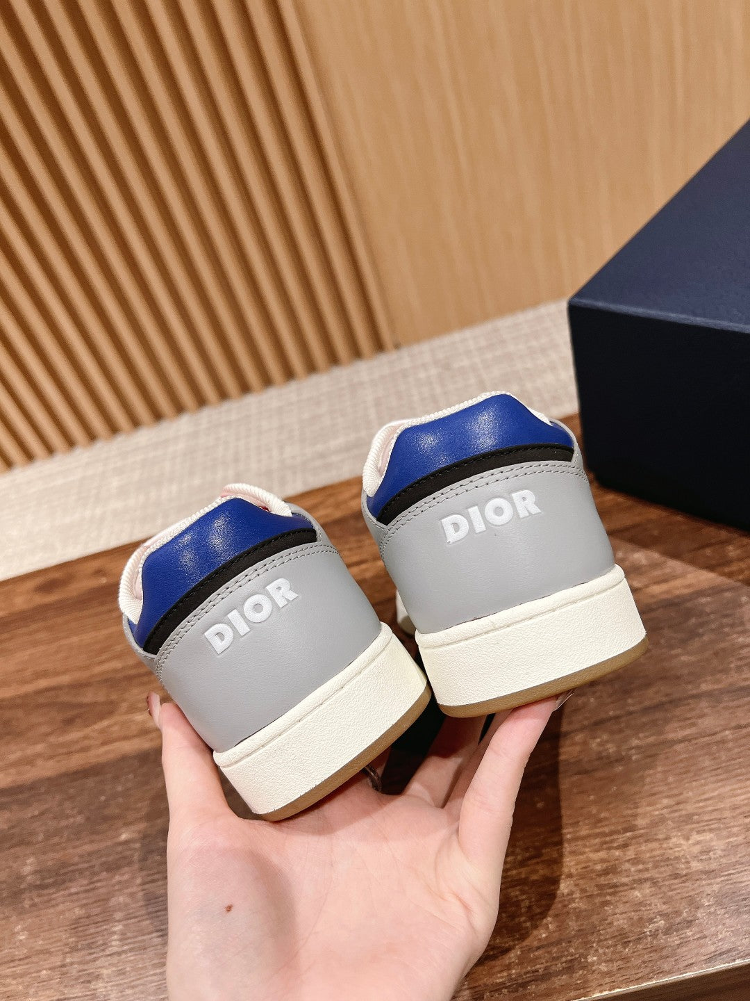 Dior B27# Jacquard Embroidery Craft Series, Low-Top Sneakers Series 15