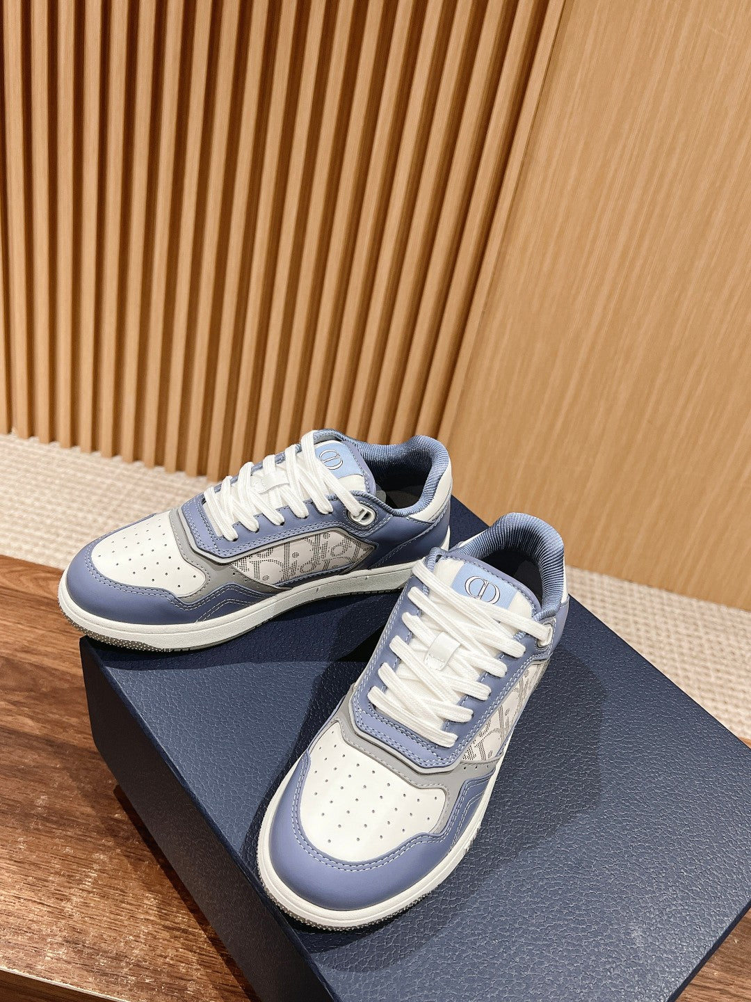 Dior B27# Jacquard Embroidery Craft Series, Low-Top Sneakers Series 14