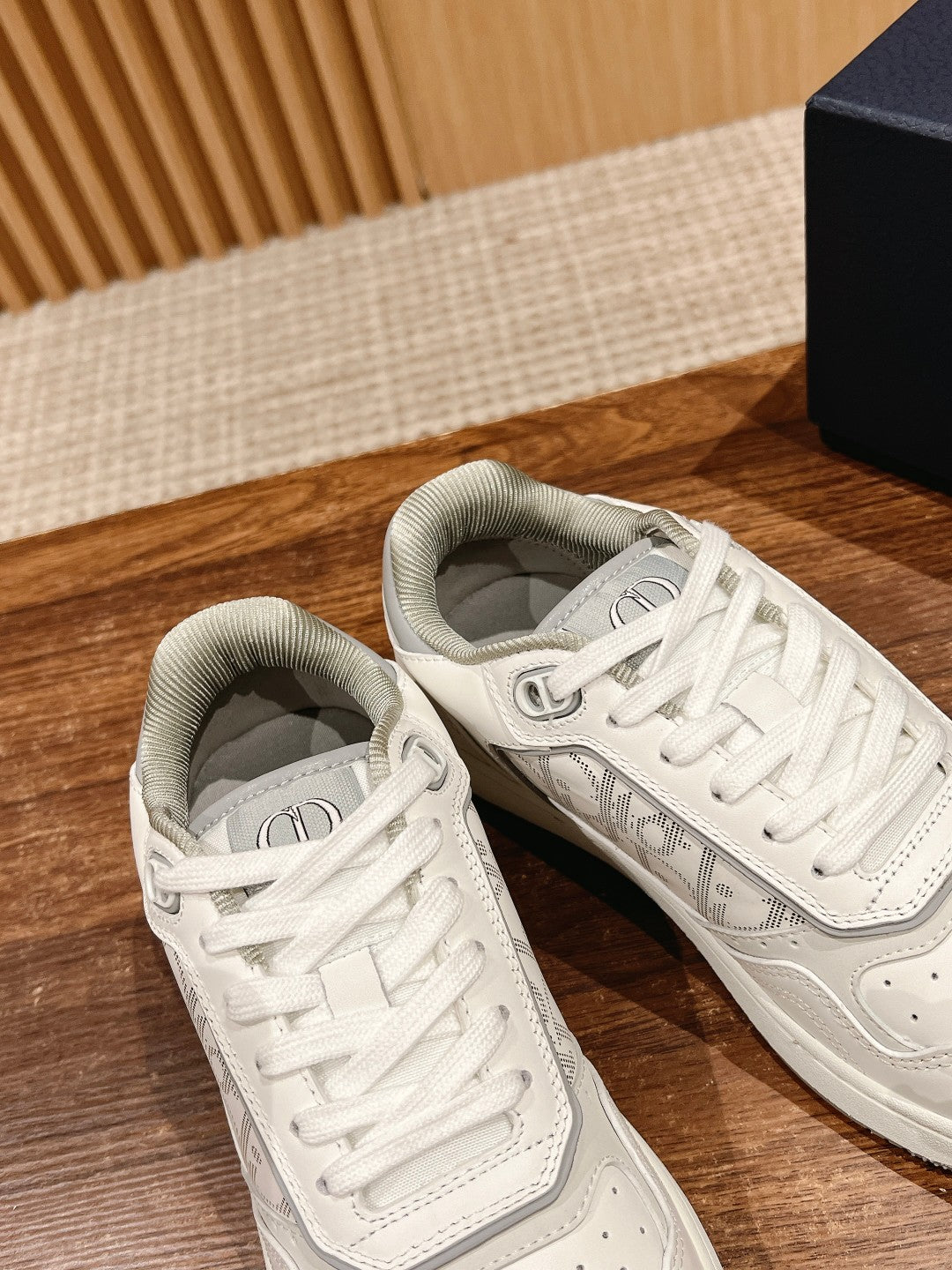 Dior B27# Jacquard Embroidery Craft Series, Low-Top Sneakers Series 13