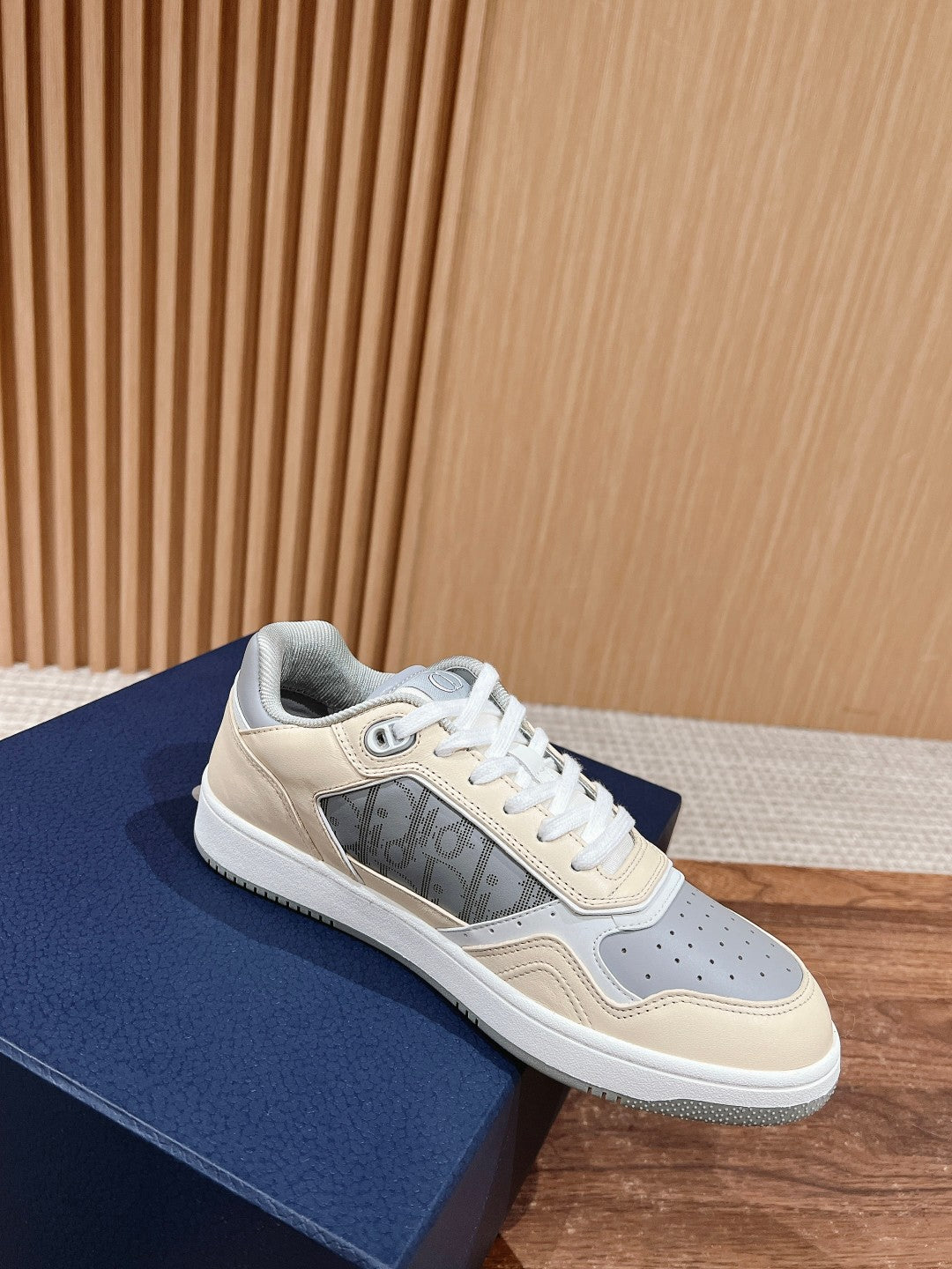 Dior B27# Jacquard Embroidery Craft Series, Low-Top Sneakers Series 12