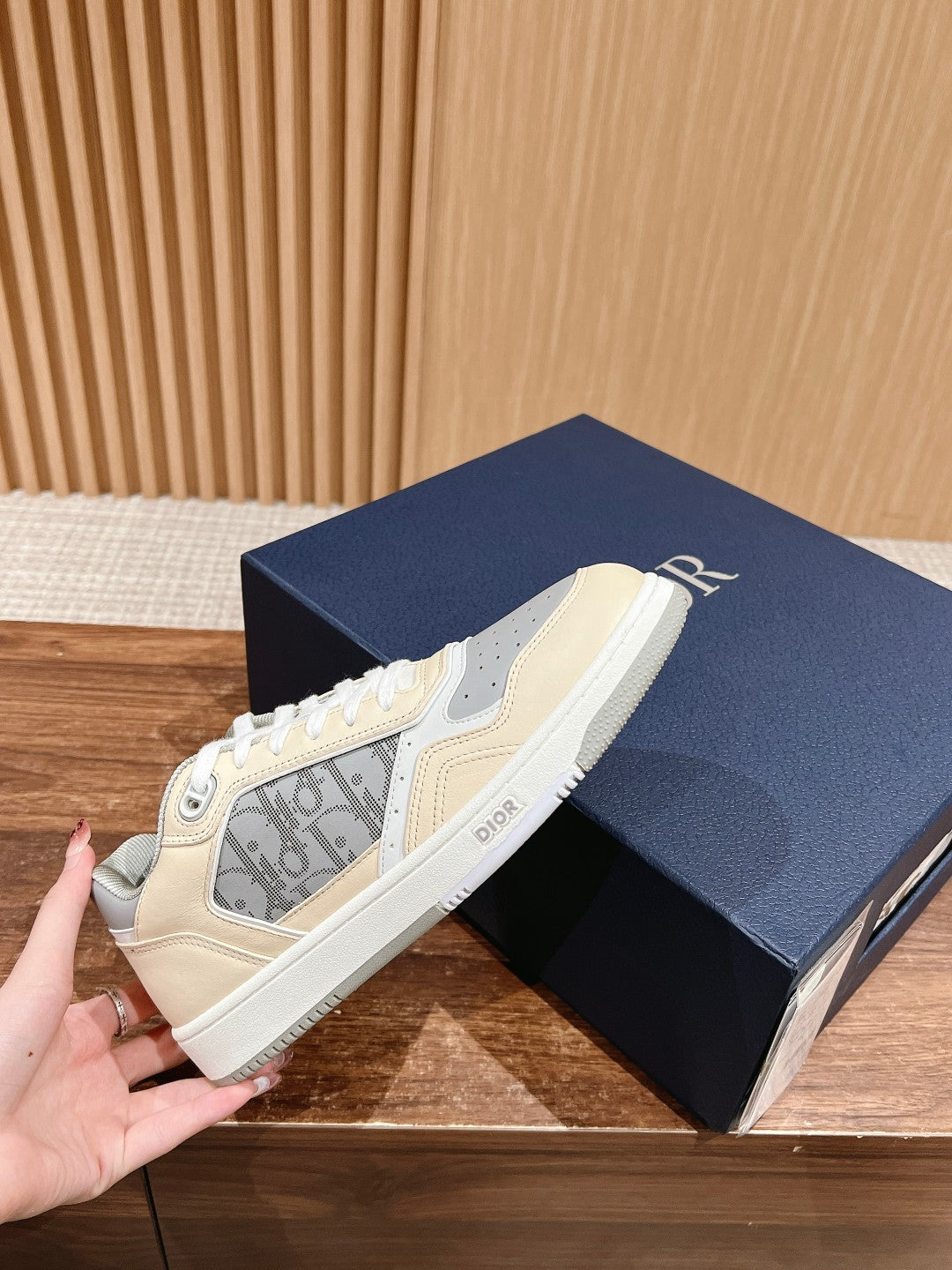 Dior B27# Jacquard Embroidery Craft Series, Low-Top Sneakers Series 12