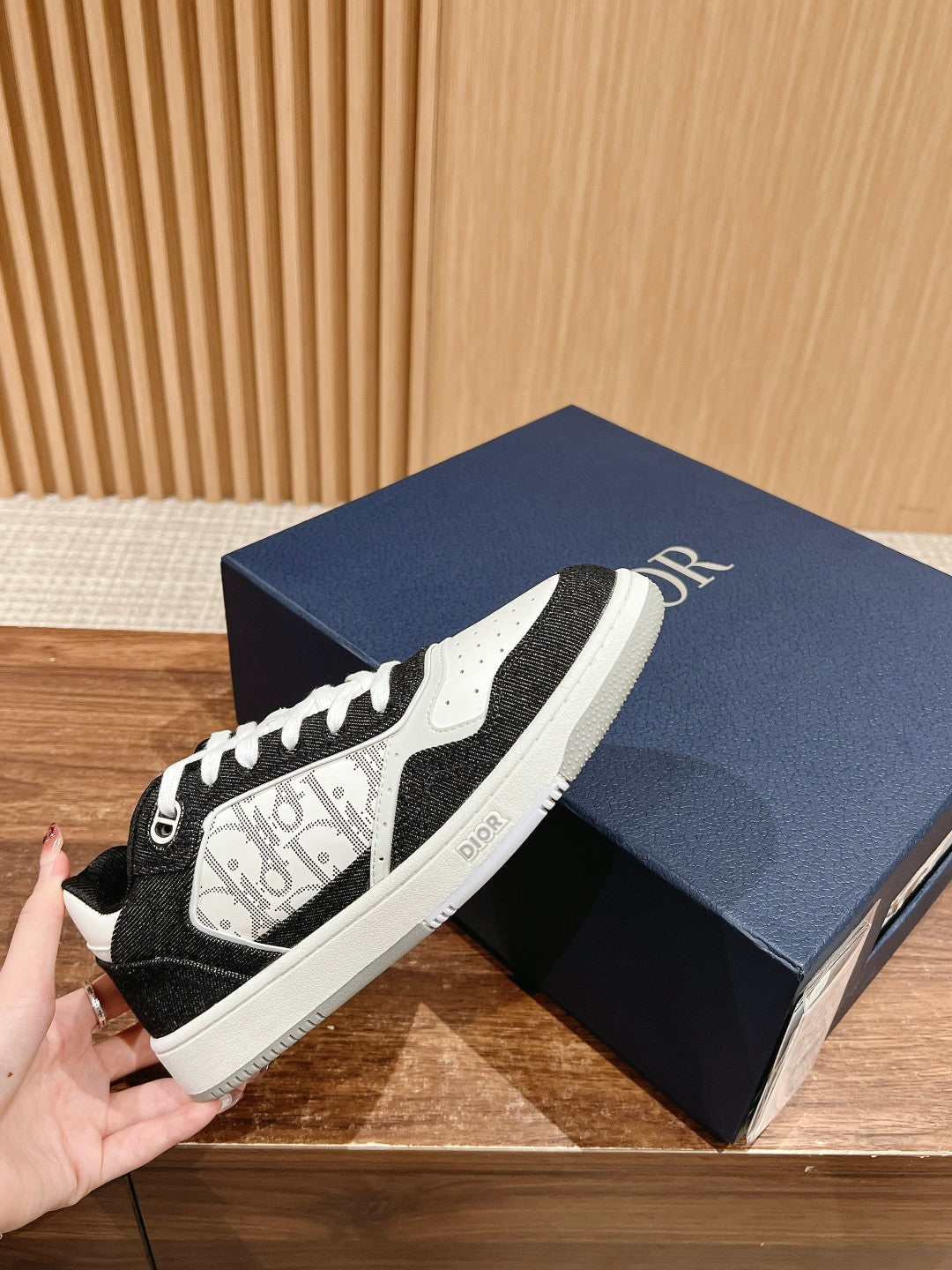 Dior B27# Jacquard Embroidery Craft Series, Low-Top Sneakers Series 09