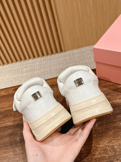 ACNE STUDIOS Boutique Smile-Face Velcro Sneakers, White Logo