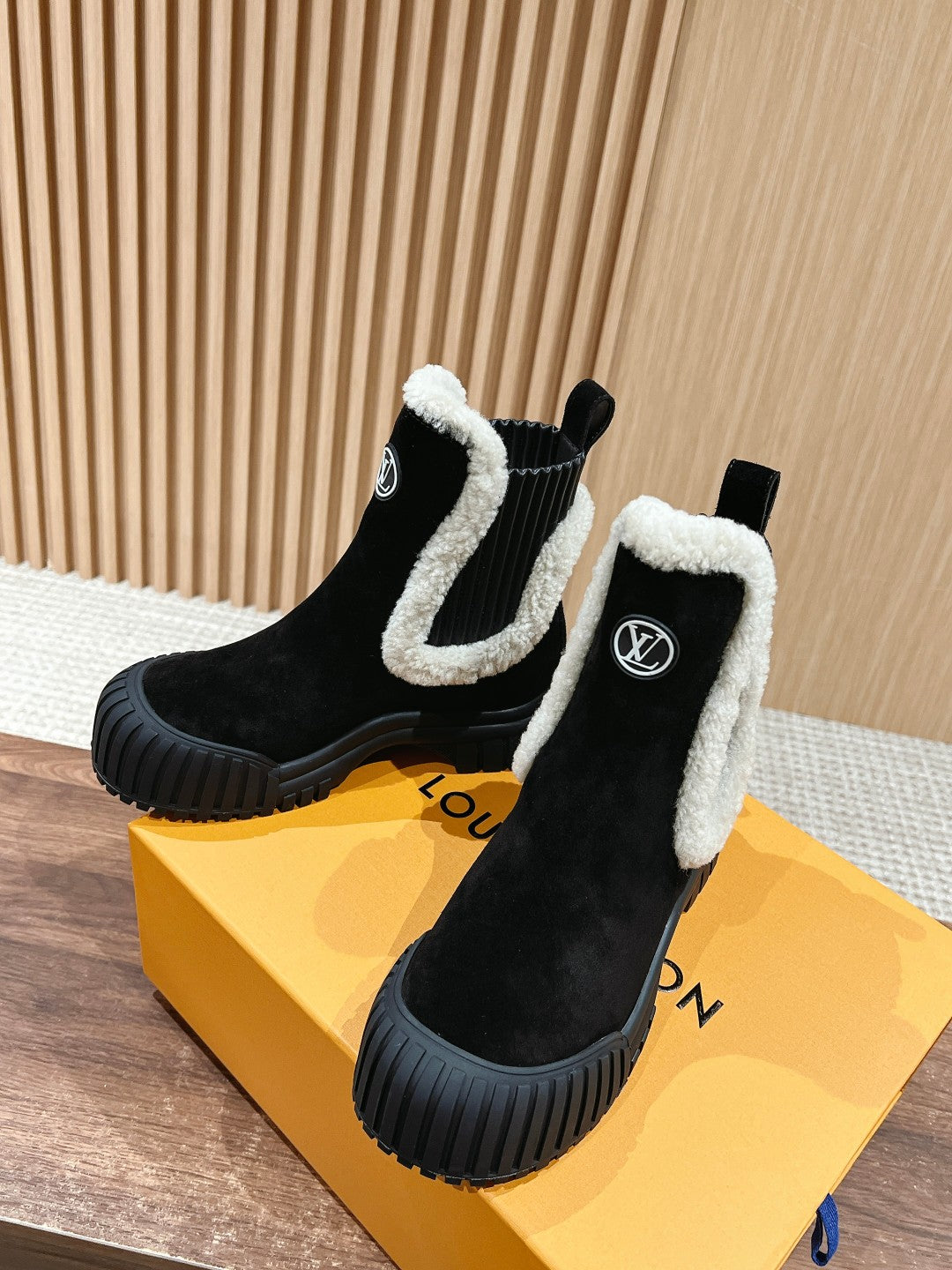 LV Ruby Shearling-Lined Ankle Boot, Suede Black