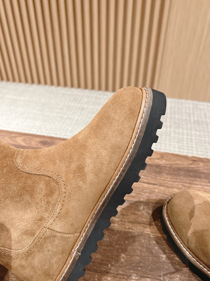 Louis Vuitton Shearling-Lined Snow Boots, Brown