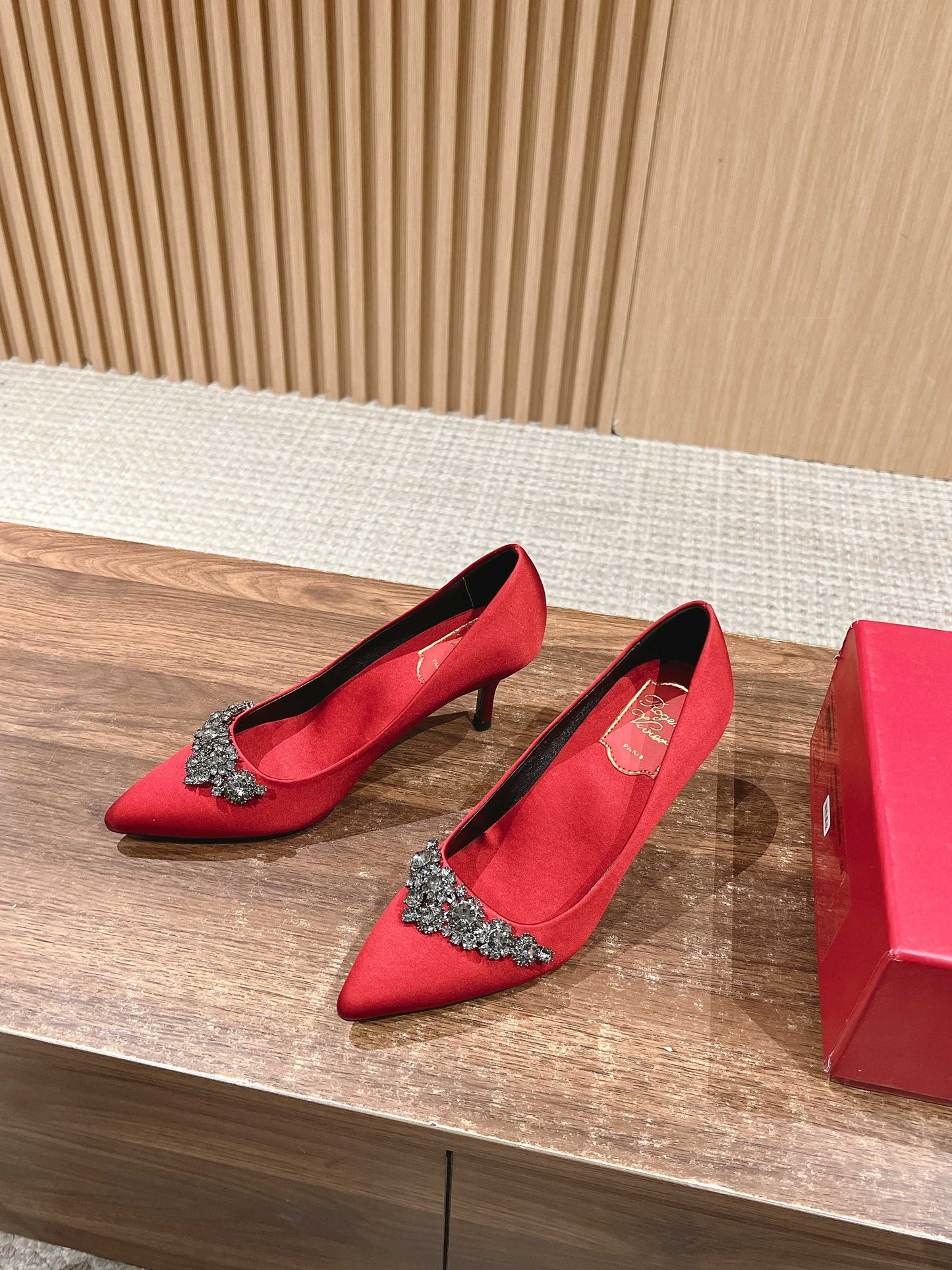 RV Classic Crystal ‘Snowflake’ Buckle Stilettos Series 01